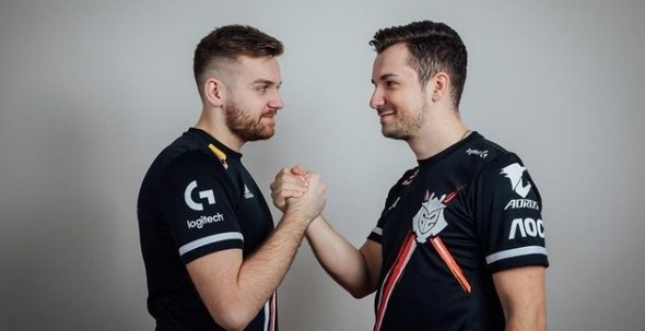 作为KPL的GOAT，FLY的历史地位最有可能被谁追上并且反超？